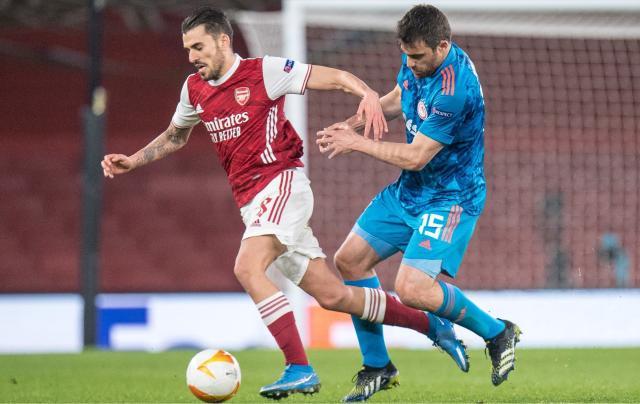 Arsenal-v-Olympiacos---UEFA-Europa-League-Round-Of-b0b5bd6e421adee6864467ea68c9818d.jpg